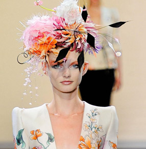 Armani Privé Fall 2011 Couture Collection